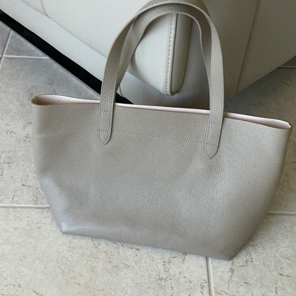 Cuyana Gray Leather Tote